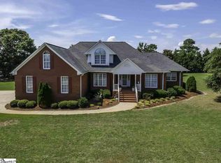 209 Mountain Range Rd, Boiling Springs, SC 29316