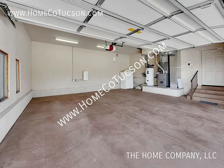 12235 E Horsehead Rd — Photo 32