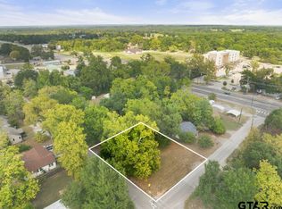 111 Mallory St, Lindale, TX 75771