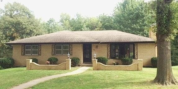 1st image of 4411 E Haverill Dr