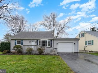 2743 Oakland Rd, Dover, PA 17315