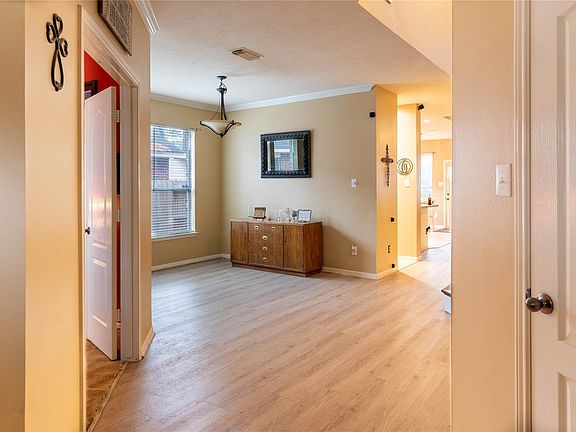 4th image of 16106 Barngate Ct