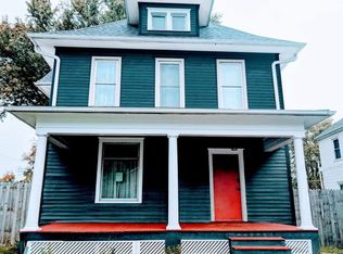 2521 6th Ave, Moline, IL 61265