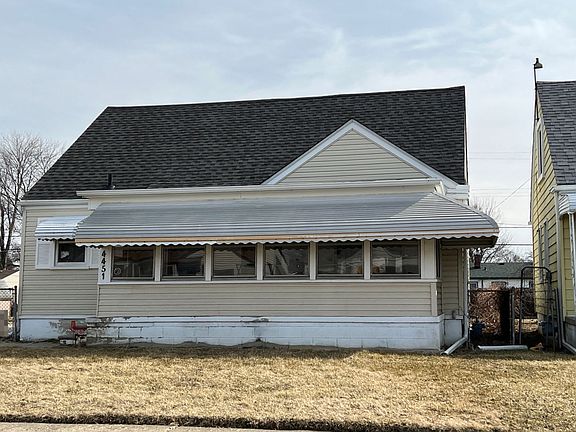 5th image of 4451 17th St