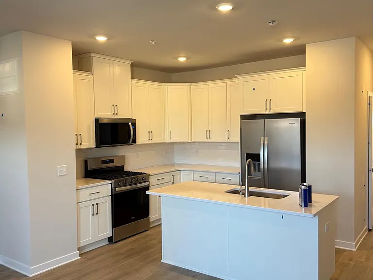 113 Abramo Victor Dr — Photo 3