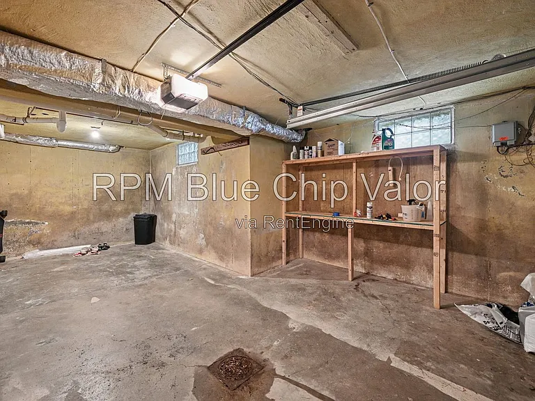 3395 Ault View Ave — Photo 33