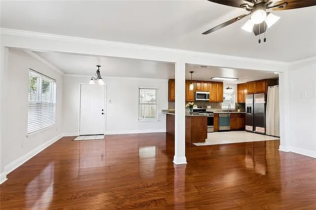 215 Citrus Rd — Photo 4