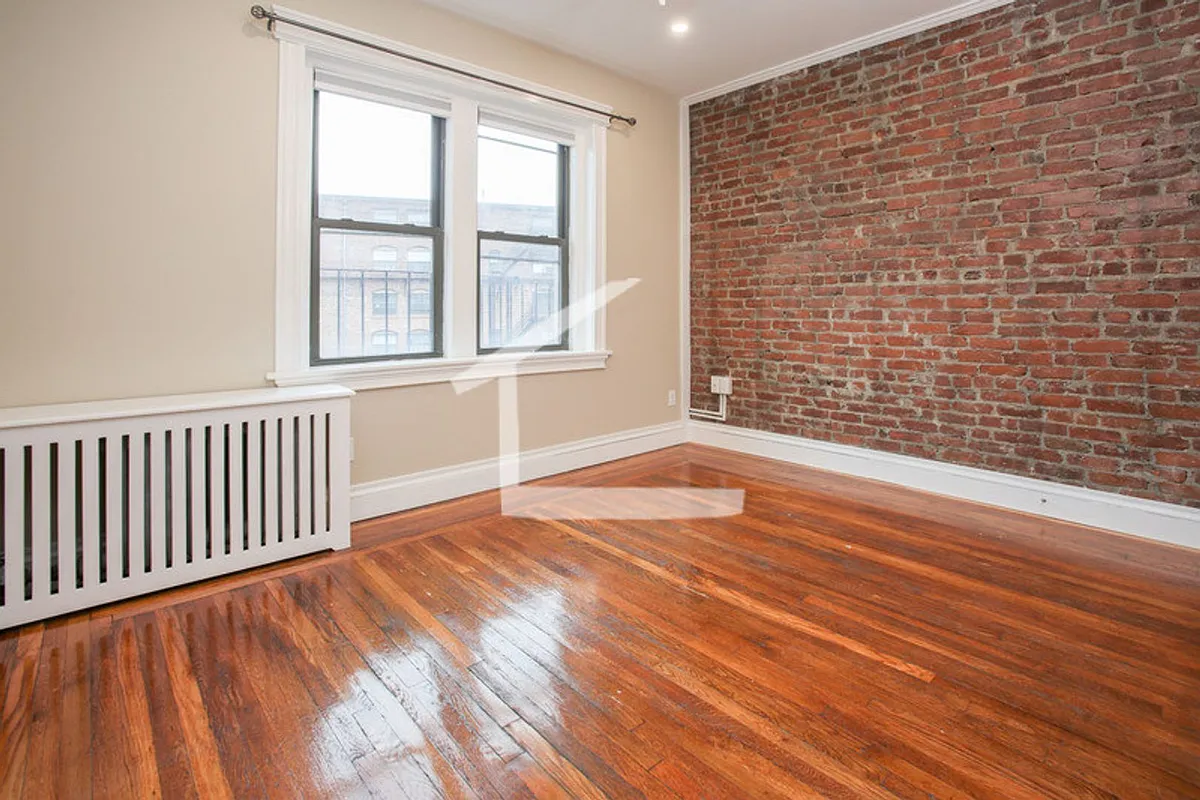 Building Photo - 1113 Boylston St #12