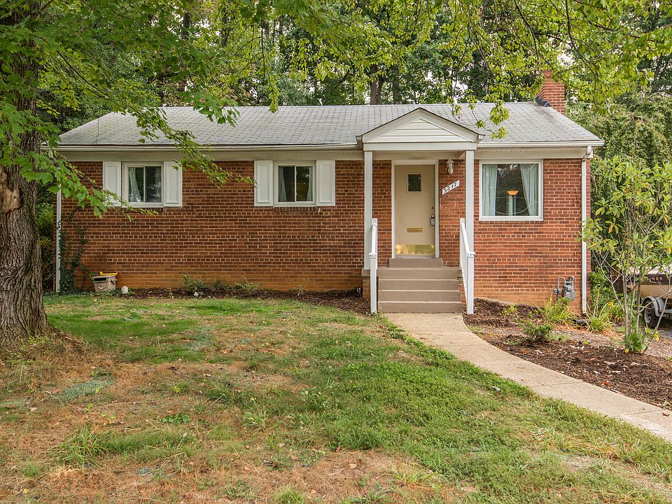 1st image of 3217 Holly Hill Dr