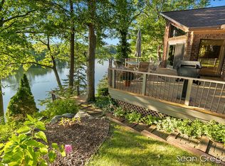 3627 Manderley Rd NE, Grand Rapids, MI 49525