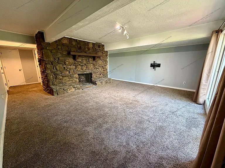 602 Azure Hills Dr — Photo 35