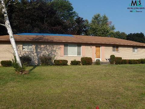 1st image of 24825 Green Valley St