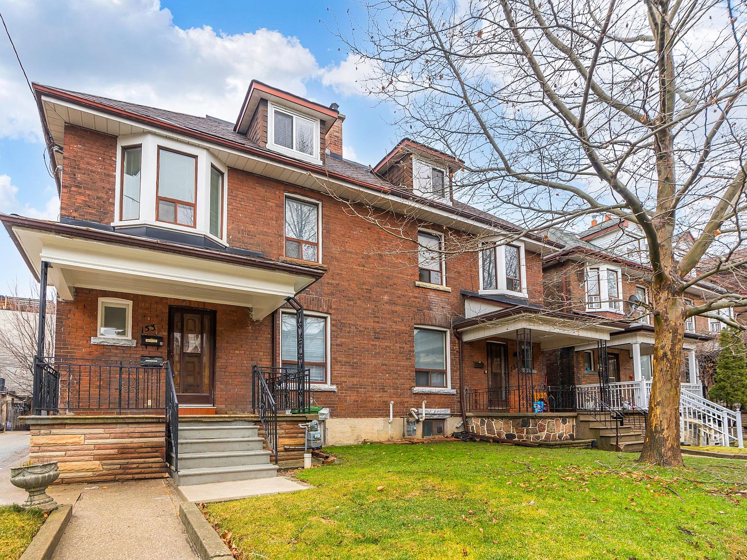 153 Beatrice St Toronto ON M6J 2T2 Zillow