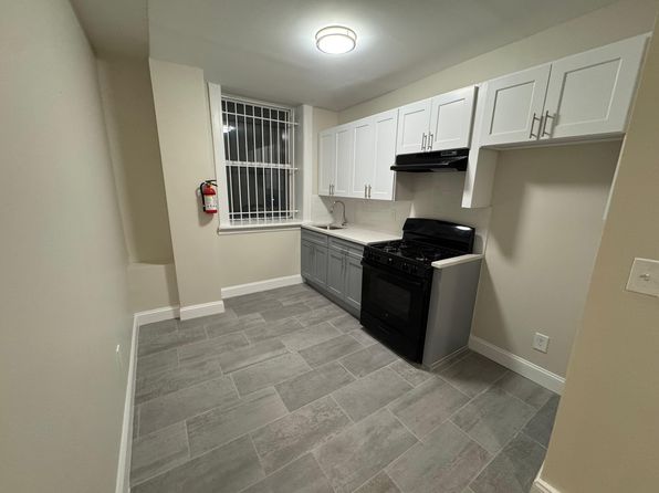 691 Elizabeth Ave #4A