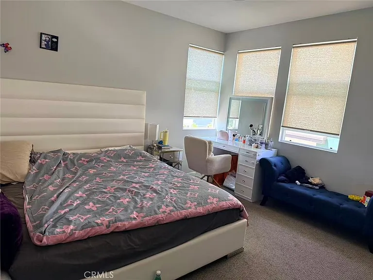 713 Manhattan Dr — Photo 6