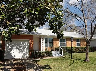 4051 Beechwood Ln, Dallas, TX 75220