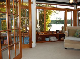 69 Russell Rd, Wellesley, MA 02482