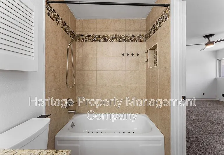 3614 Versailles Dr — Photo 31