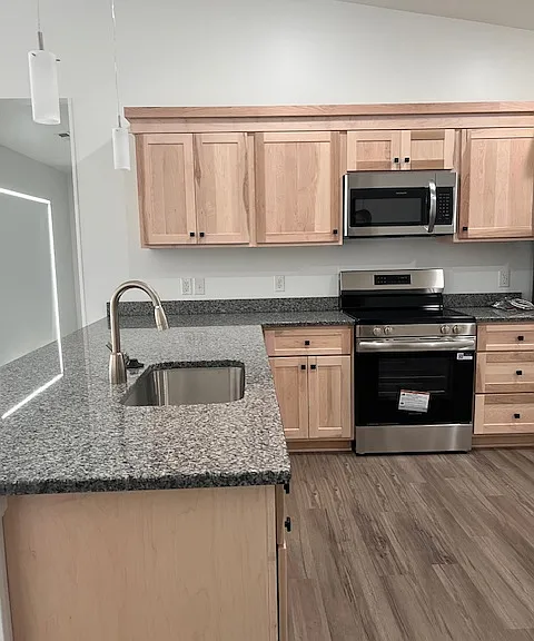 220 S Taylor St — Photo 16