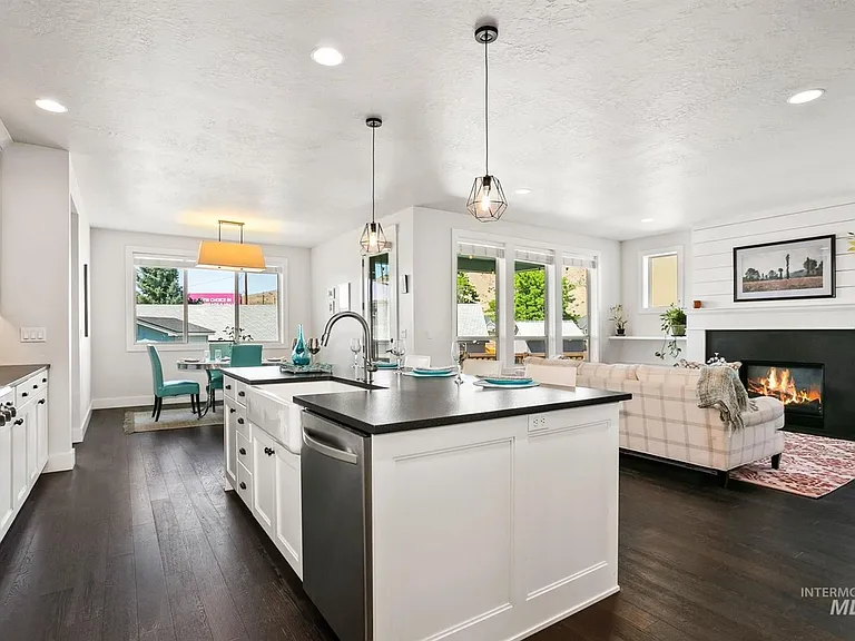 6922 E Tao St — Photo 12
