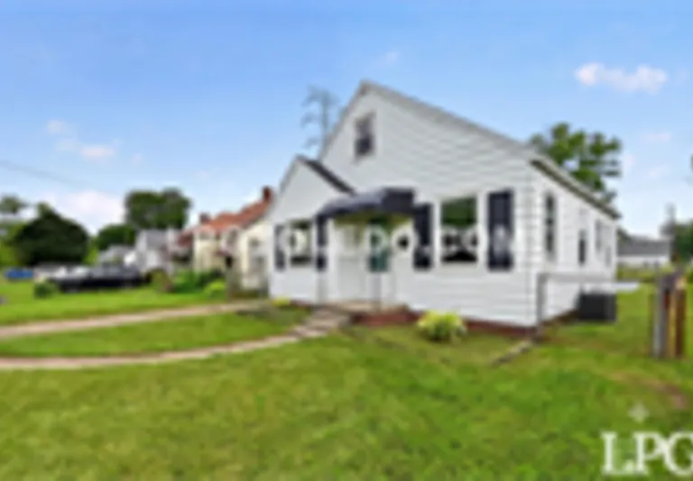 3540 Bellevue Rd — Photo 2