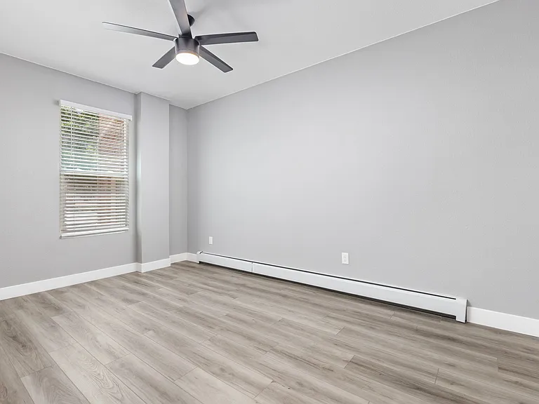 1427 9th Ave #1 — Photo 13