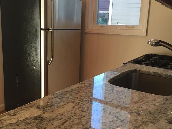 3rd image of 265 Logan Ave #1