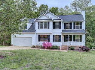 911 Colonial Ave, Williamsburg, VA