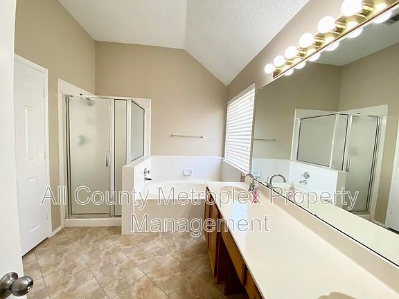 5th image of 813 Snapdragon Ln
