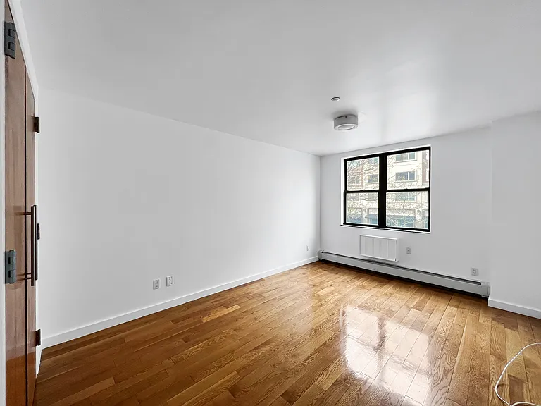 1405 5th Ave #2C — Photo 7