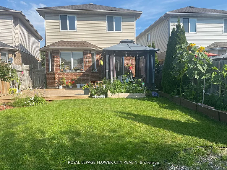 99 Windflower Dr — Photo 10