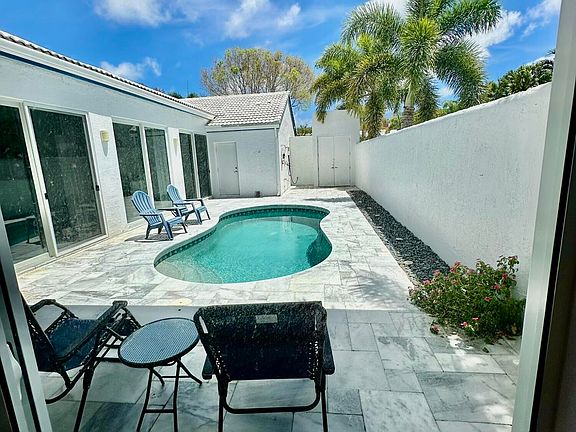 2nd image of 3656 Mykonos Ct