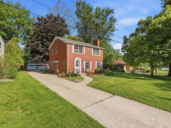 1905 Millbank St SE, Grand Rapids, MI 49508