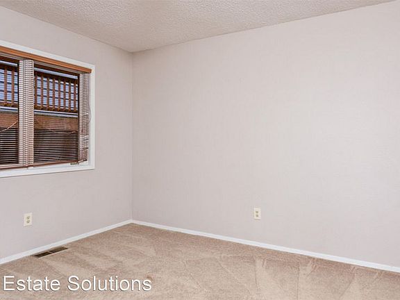 4th image of 2543 Lahonda Dr