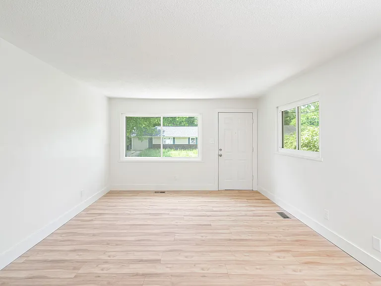 415 Taliwa Dr — Photo 6