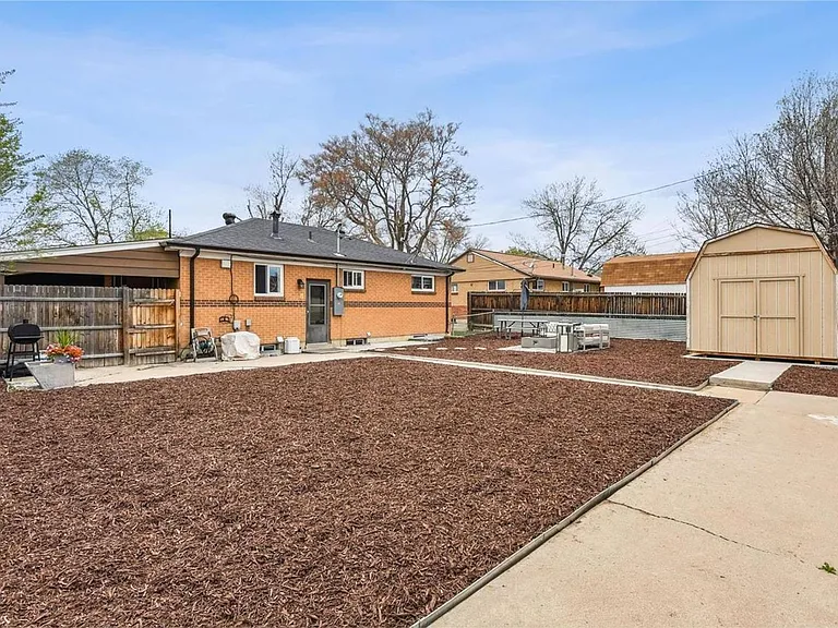 7056 Alan Dr — Photo 19