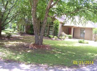 8826 Middle Warren Rd, Pine Bluff, AR 71603