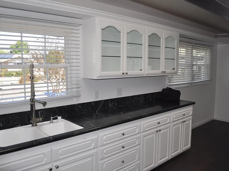 8785 Regency Rd — Photo 2