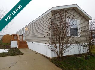 132 Pheasant Run Dr, Michigan City, IN