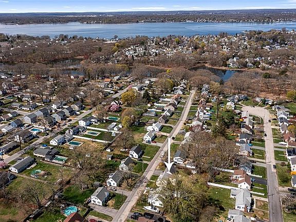 3rd image of 55 Lindy Ave
