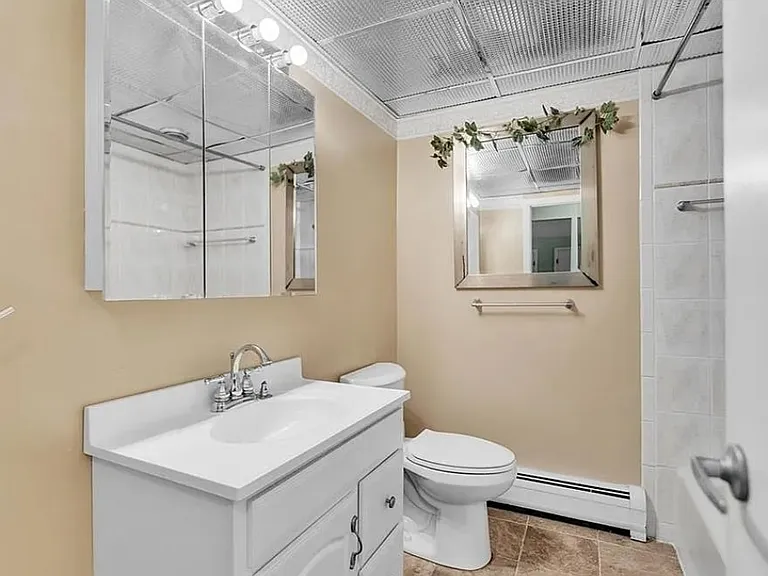 1803 Mineral Spring Ave #B14 — Photo 9