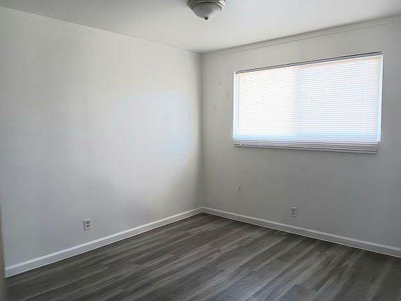 4th image of 2301 Wengert Ave APT 54