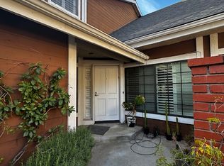 5930 Tampa Ave APT 302, Tarzana, CA 91356