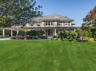 16 Ledge Rd, Old Greenwich, CT 06870