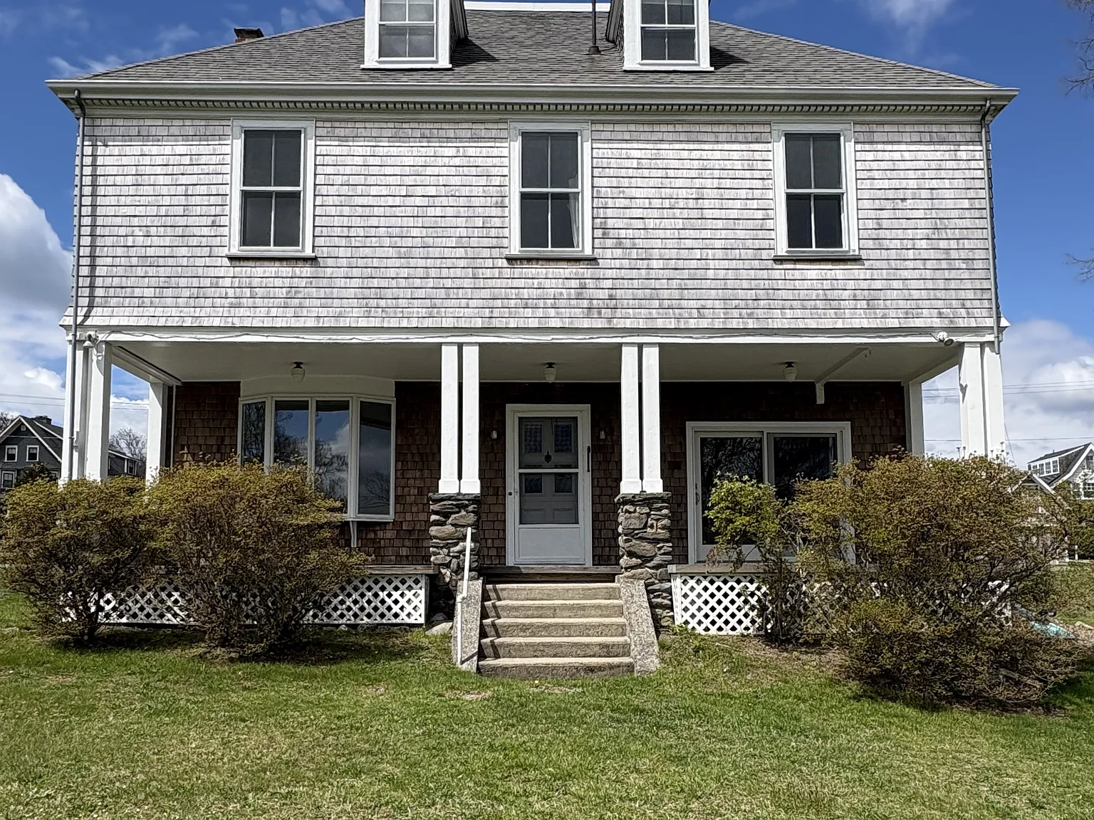 39 Walcott Ave — Photo 3