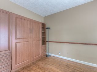 7205 Mullen St, Shawnee, KS 66216