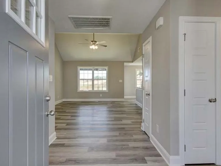 Cardinal Creek Dr — Photo 3