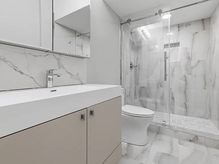 1111 S 24th St #103 — Photo 27