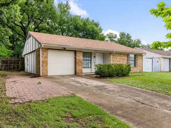 4704 Kristie Dr, Balch Springs, TX 75180