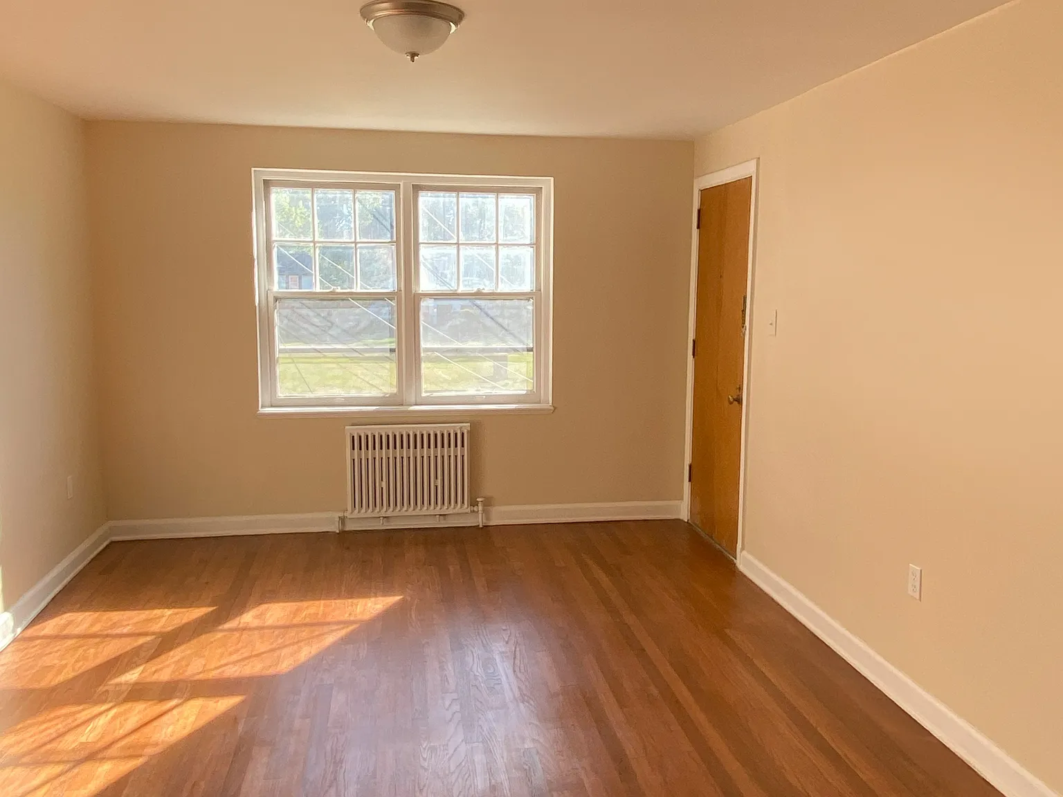 Southview Apartment Llc - 661 - J — Photo 1
